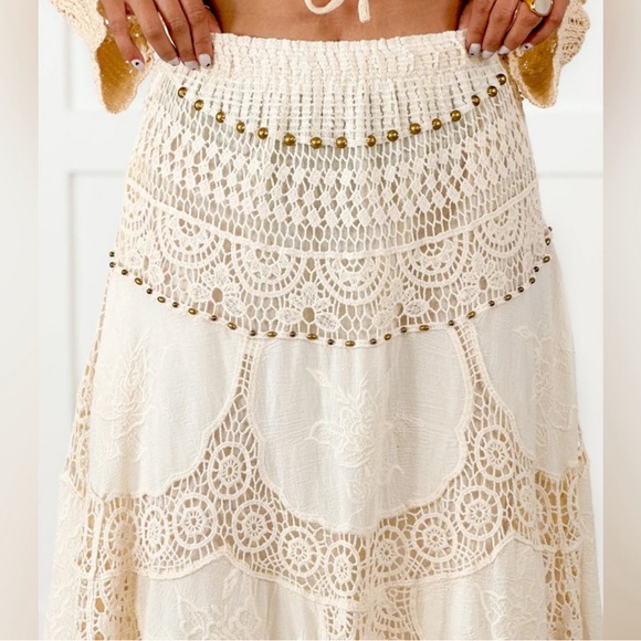 ONE LEFT POL Cream Crochet Knit Metallic Beaded Elastic Waist Maxi Skirt - Picture 4 of 8